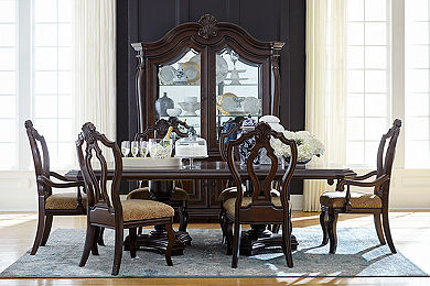 Villa sonoma outlet dining room set